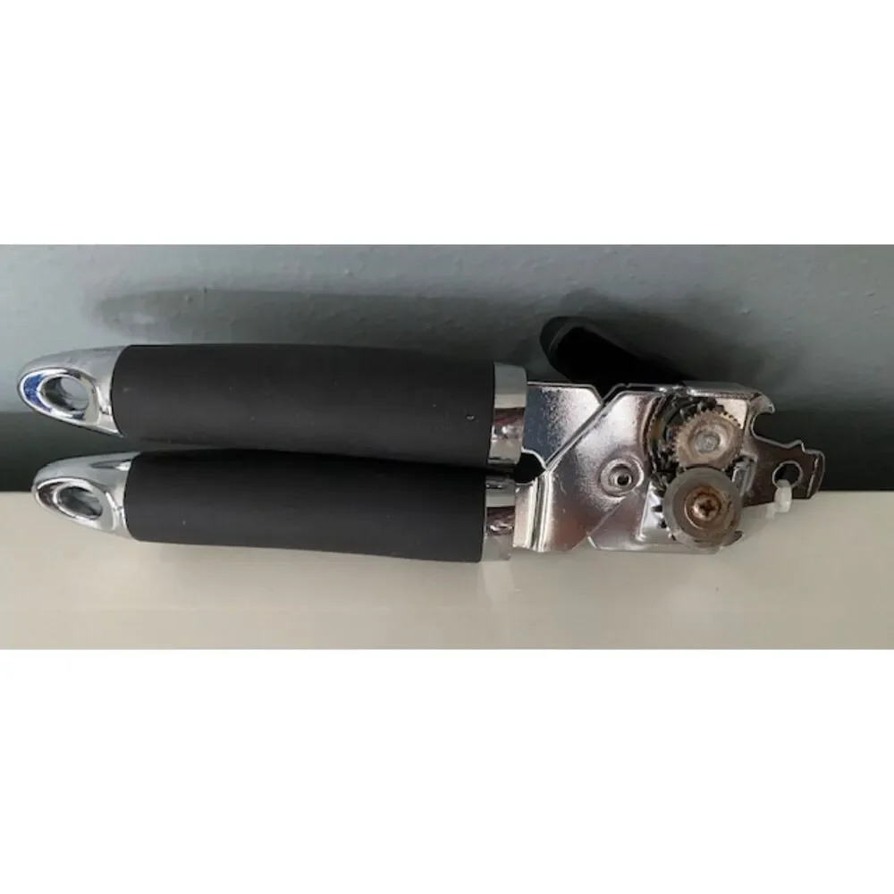 Brookstone Swing-A-Way Portable Can Opener Black